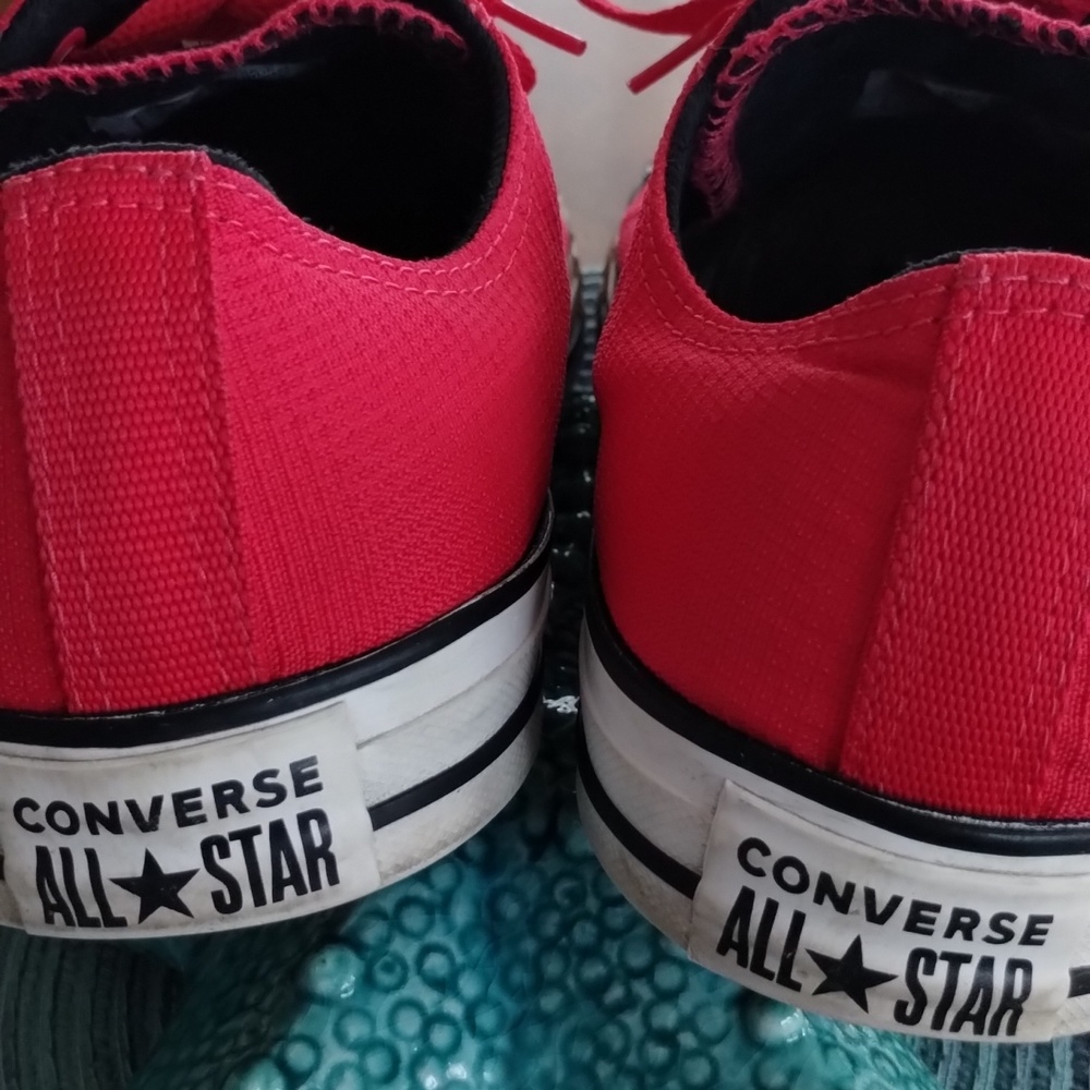 Red Converse Low Top Sneakers Chuck Taylor All Star Men's 10.5 - Picture 4 of 7